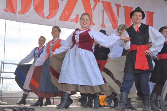 Publiczność bawił tańcem i śpiewem m.in. zespół folklorystyczny „Krajna” z Nakła