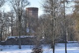 Mroźny Człuchów - zobaczcie, jak wygląda miasto i park zimową porą