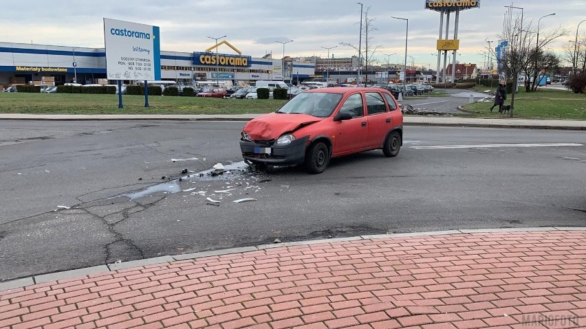 Wypadek na ul. Wiejskiej w Opolu.