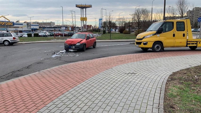 Wypadek na ul. Wiejskiej w Opolu.