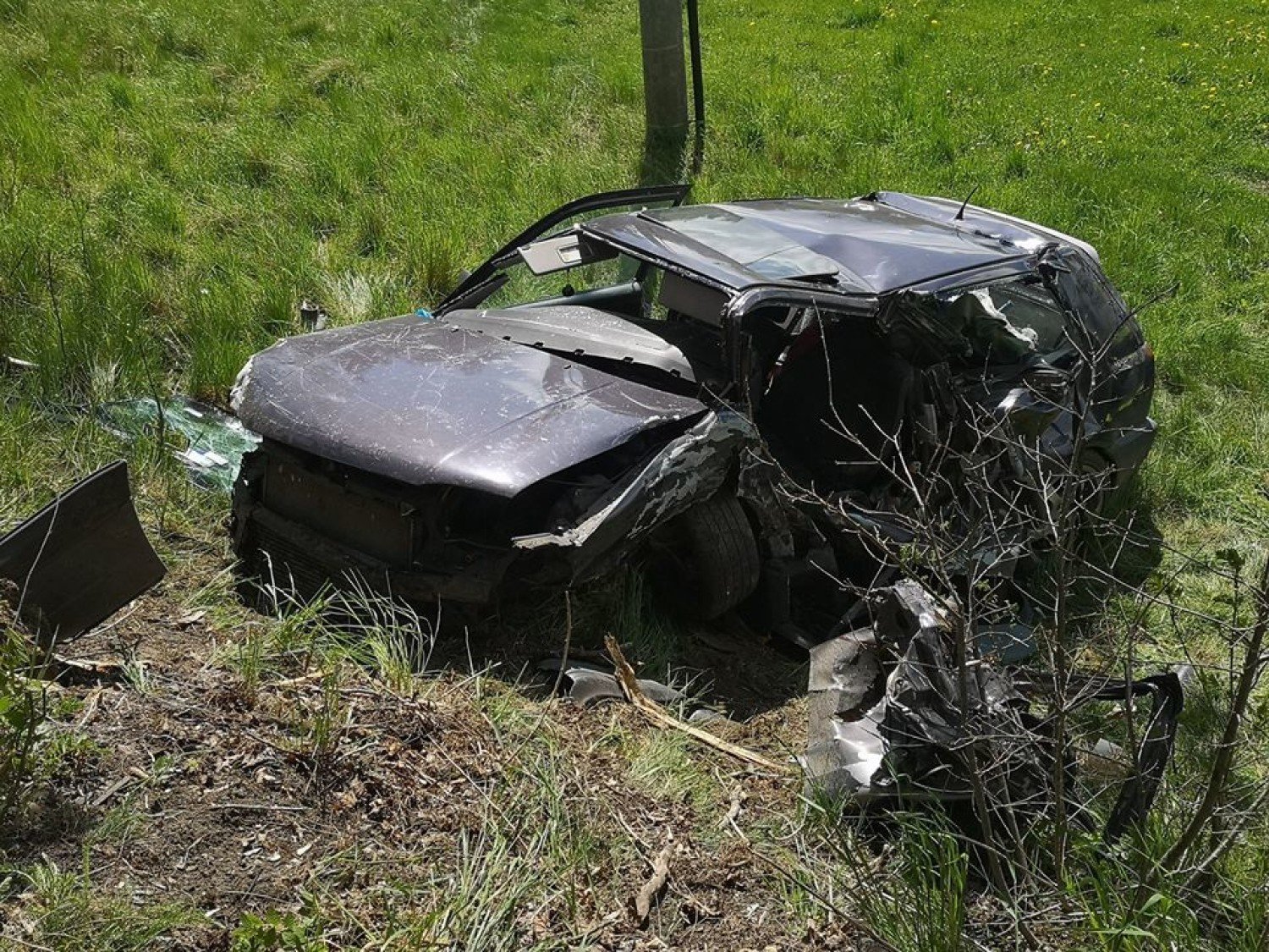 Wypadek na trasie Nowa Karczma Lubieszyn. Samochód