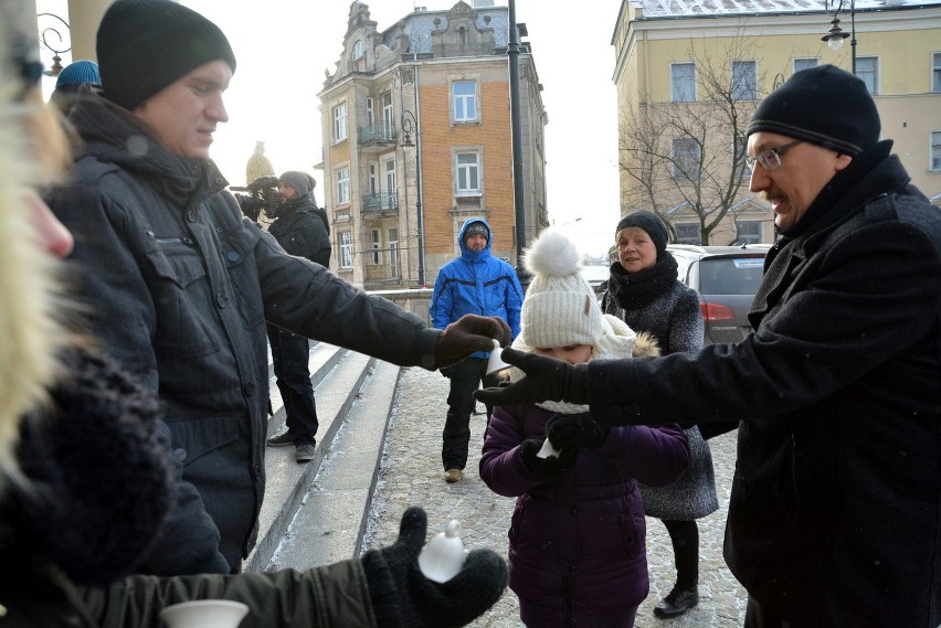 Święto Trzech Króli w Lublinie. Tysiąc dzwoneczków dla uczestników orszaku (WIDEO)