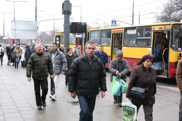 Rozpoczął się kolejny etap remontu Targowej. Zobacz zmiany w rozkładach jazdy