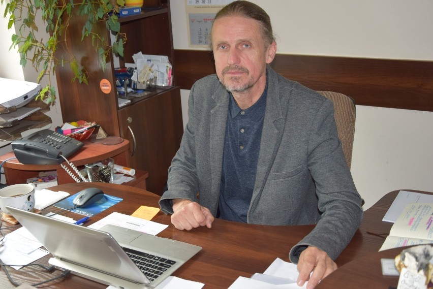 Zenon Kołodziej -  Naczelnik wydziału Edukacji, Kultury, Sportu i Promocji w Starostwie Powiatowym w Wieluniu