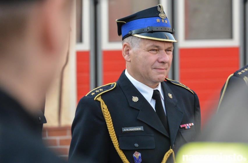 Strażacy żegnali Krzysztofa Klimaszewskiego, który odchodzi na emeryturę [wideo, zdjęcia]