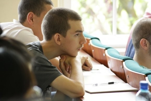 Summer University na SHG: studenci z całego świata będą poznawać stolicę i polską gospodarkę [FOTO]