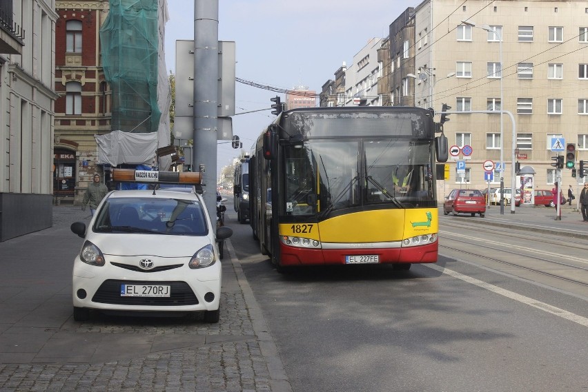 Zderzenie autobusu MPK Z4 na Piotrkowskiej