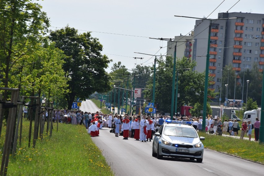 Boże Ciało 2022 w parafii bł. Karoliny w Tychach