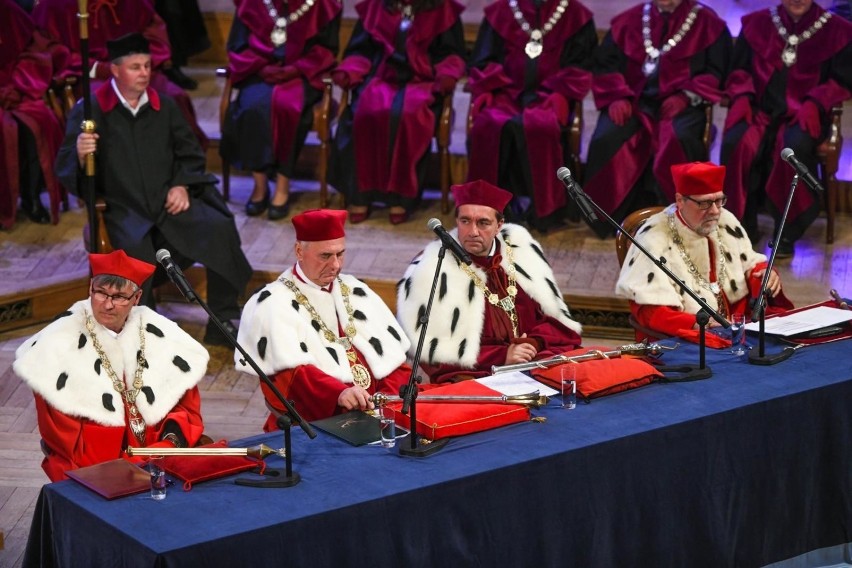 Koncert Piotra Żukowskiego miał się odbyć w trakcie...