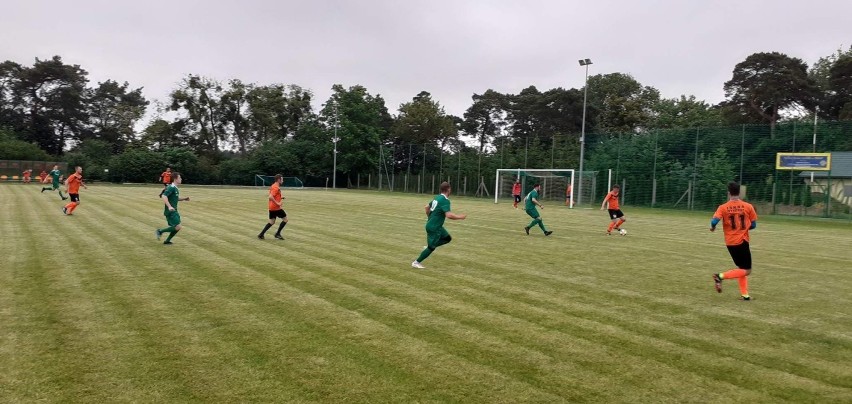 Sparing piłkarski Wełna Skoki- Iskra Wyszyny 3:0