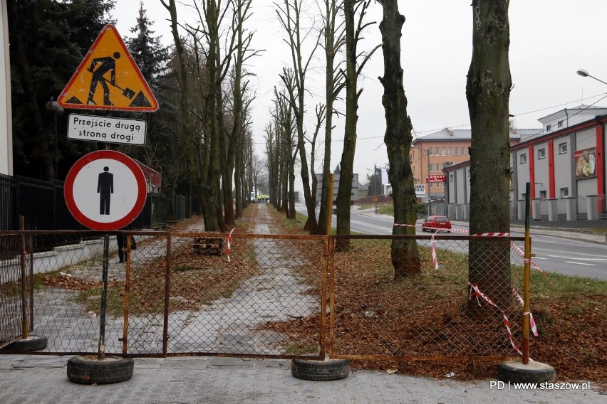 Rozpoczął się długo wyczekiwany przez mieszkańców Staszowa...