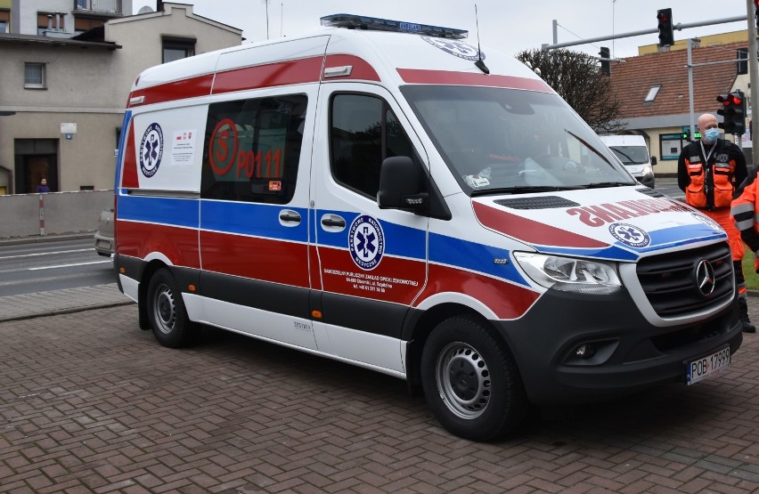 Nowy ambulans służy już mieszkańcom Powiatu Obornickiego