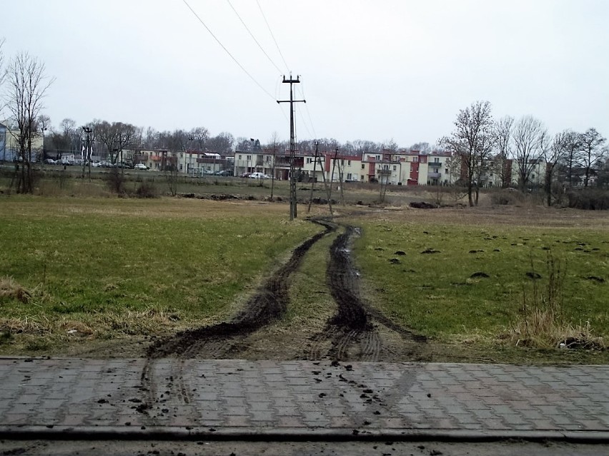 Wkrótce ruszą prace drogowe. Powstanie droga łącząca ulicę Na Kępie z ulicą Topolową