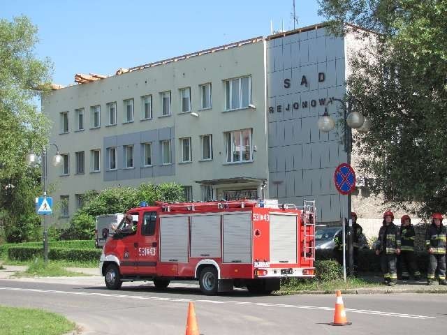 Myszków: Akcja w sądzie. Ktoś zadzwonił, że jest bomba