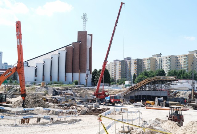 Pęka kościół na Bródnie. Wierni: to przez budowę metra