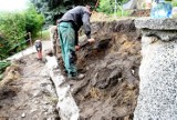 Zielona Góra. Przy ulicy Piaskowej zburzono mur, obsunęła się skarpa. Mieszkańcy wieżowca się denerwują... 