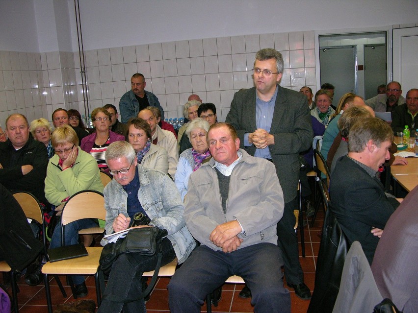 Makowscy radni oraz mieszkańcy gminy zwiedzali fabrykę w...