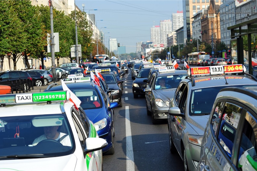 Protest taksówkarzy Warszawa 2015. Korki od godz. 7 do 12...