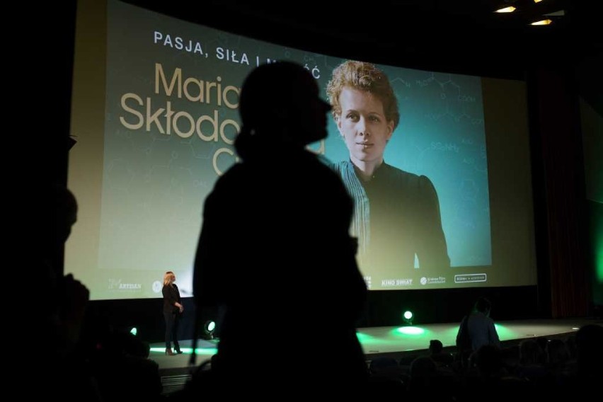 Kraków. Gwiazdy na premierze filmu „Maria Skłodowska-Curie” w Kijów.Centrum [ZDJĘCIA]