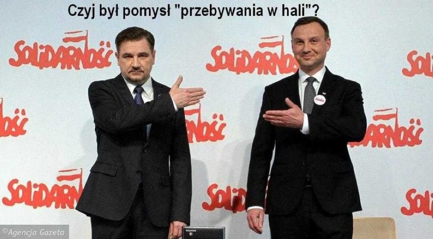 Memy na temat tablicy z braćmi Kaczyńskimi hitem internetu