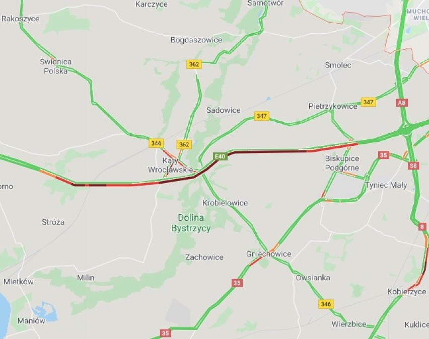 Cztery samochody zderzyły się na autostradzie A4 pod Wrocławiem. Korek ma 12 km!
