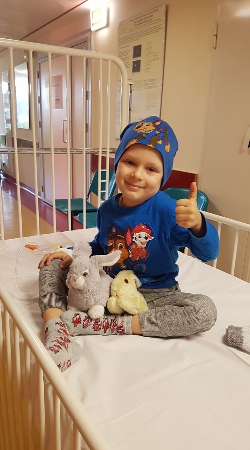 4-letni Wiktorek mierzy się z neuroblastomą IV stopnia....