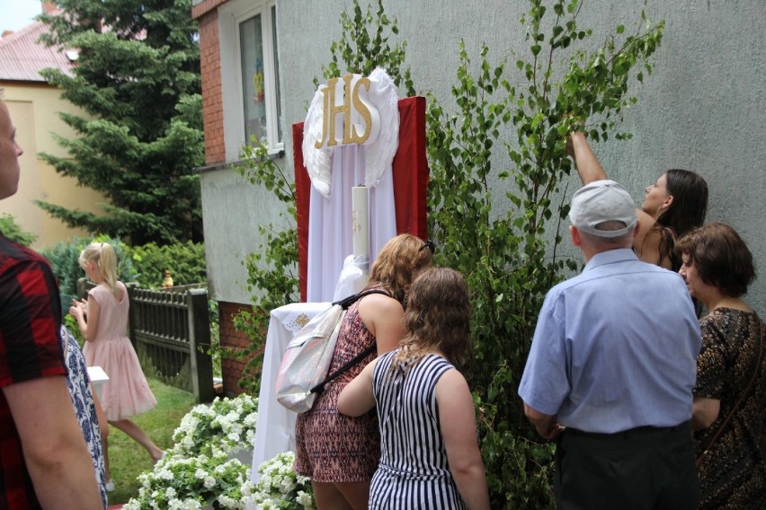 Uroczysta procesja Bożego Ciała w parafiach WNMP i Rocha w Złotowie