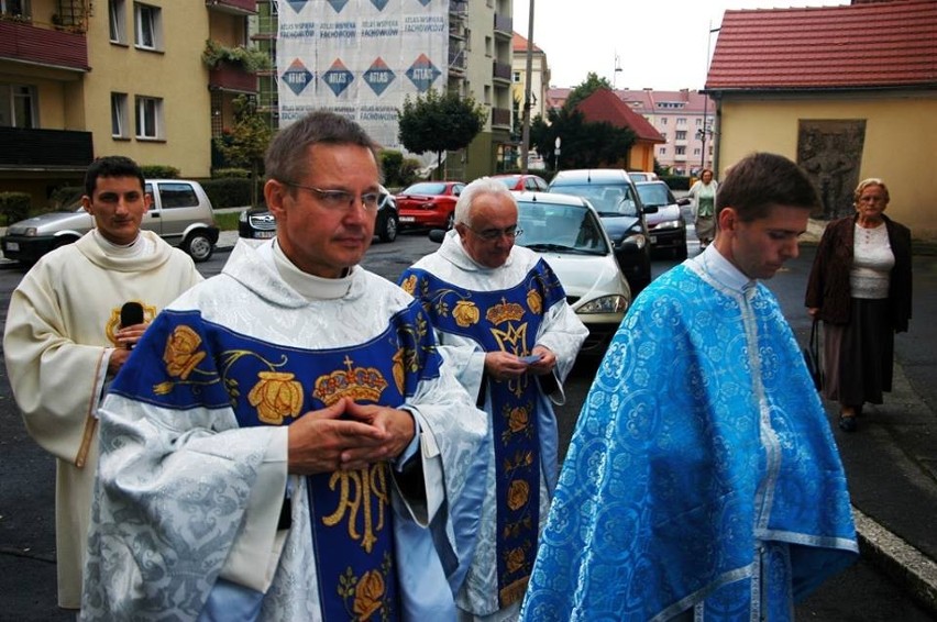 Po mszy świętej podczas  odpustu w Sanktuarium w Oławie...