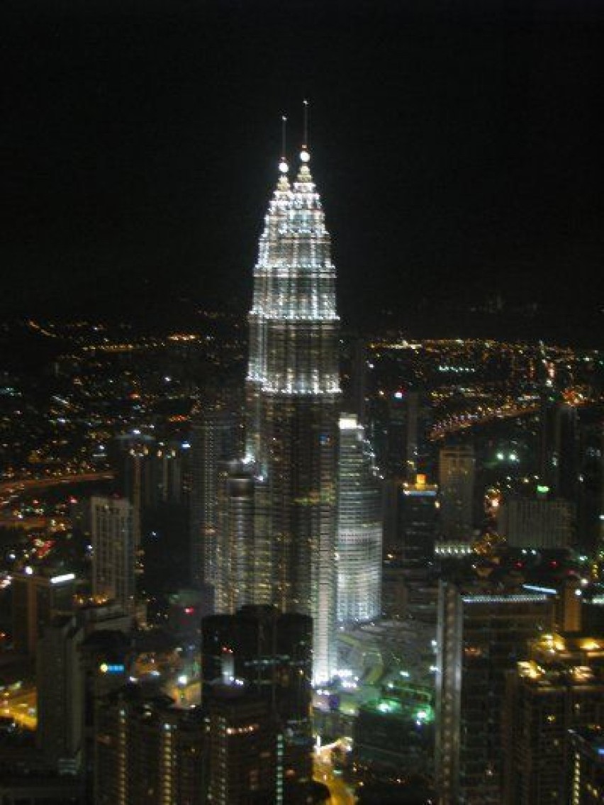 Wieże Petronas Twin Towers.