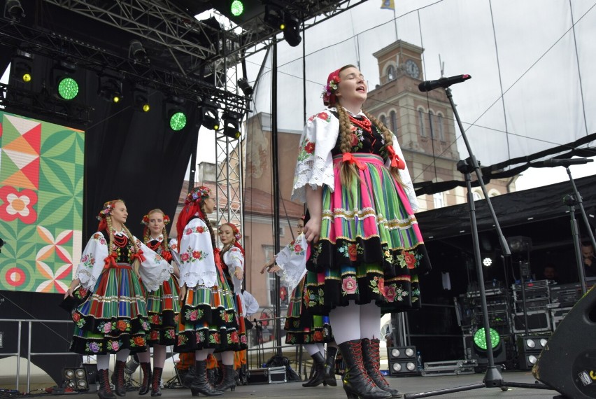 Skierniewice. Lipczanie na głównej scenie Święta Kwiatów, Owoców i Warzyw