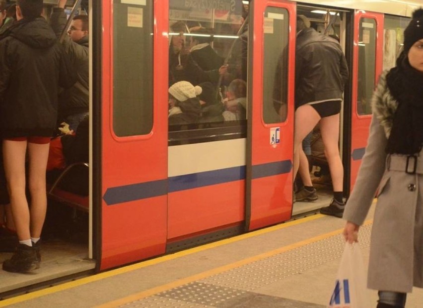 Międzynarodowy dzień jazdy metrem bez spodni