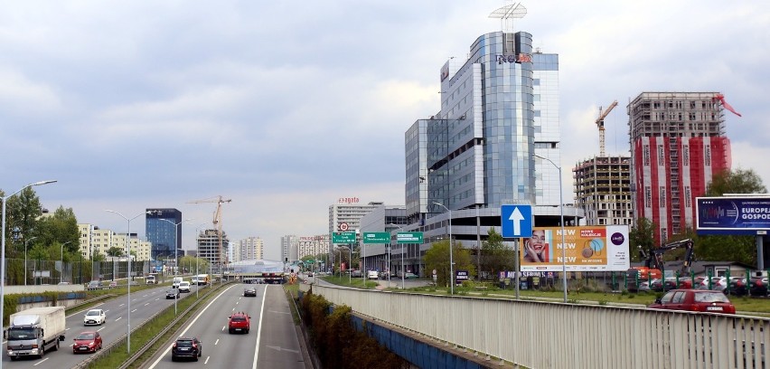 Katowice ulica Chorzowska. Zobacz biurowce, które budują się...