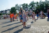 Bubble Day w Jastrzębiu-Zdroju. W czwartek dzieciaki miały najwięcej frajdy, robiąc bańki mydlane ZOBACZCIE ZDJĘCIA