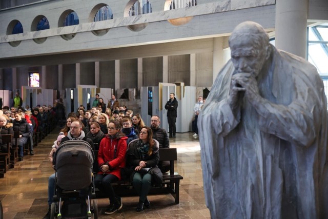 Trwa Wielki Post - w kościołach odbywają się rekolekcje