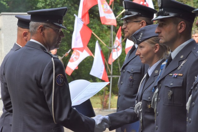 Święto Wojska Polskiego w Śremie. Wręczono nagrody, awanse i odznaczenia