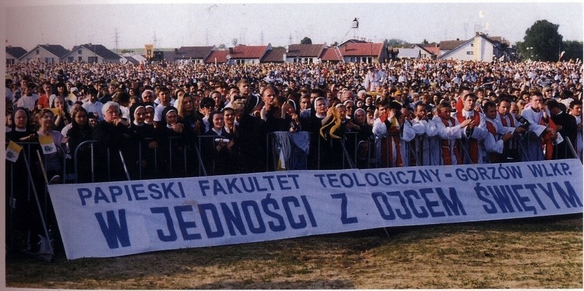 W Gorzowie na Jana Pawła II czekały tłumy. To była...