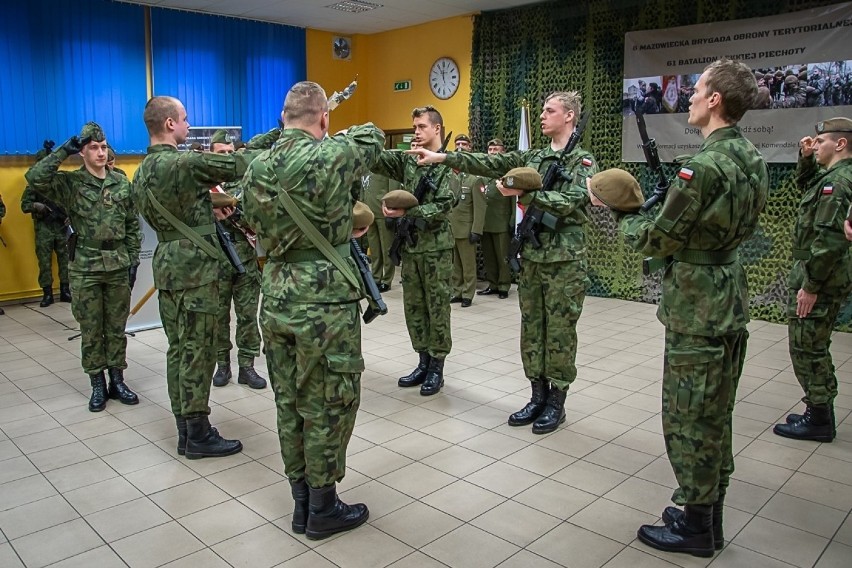 Nowi żołnierze 61. Batalionu Lekkiej Piechoty w Grójcu złożyli przysięgę wojskową