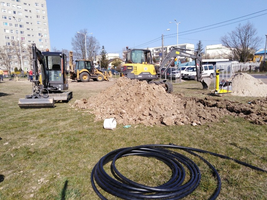 Powstaje dworzec autobusowy z toaletami i monitoringiem na pabianickim Bugaju