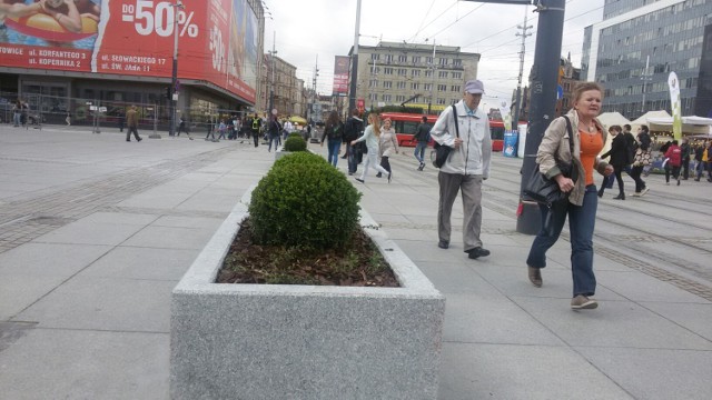 Przebudowa centrum Katowic - plac Teatralny na nowym rynku