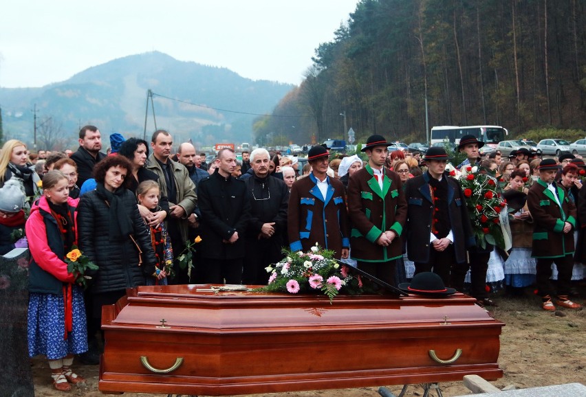 Pogrzeb Dariusza Rzeźnika w Piwnicznej-Zdroju [ZDJĘCIA, WIDEO]