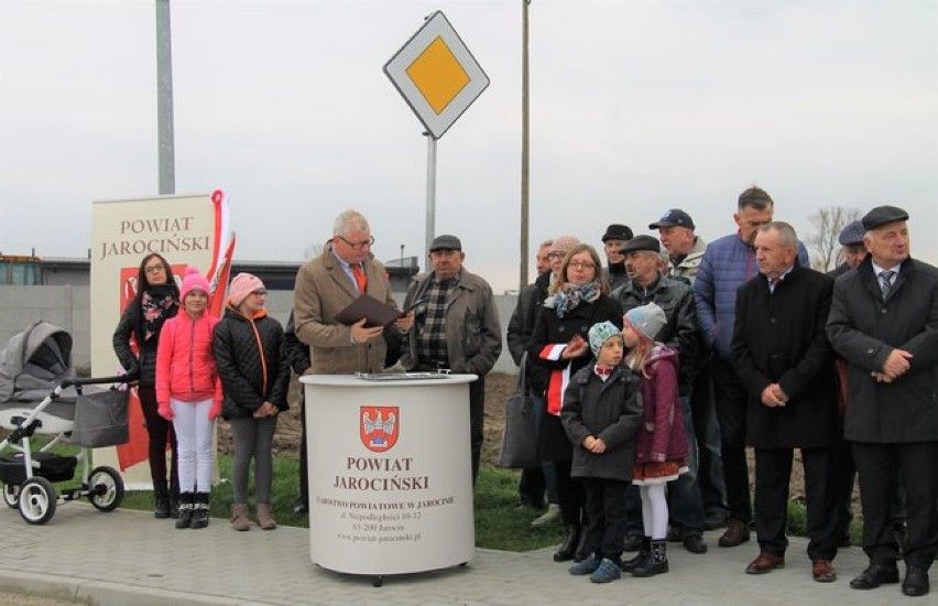 INWESTYCJE: Przebudowa drogi powiatowej Golina-Zakrzew już zakończona. Drogę otwarto!