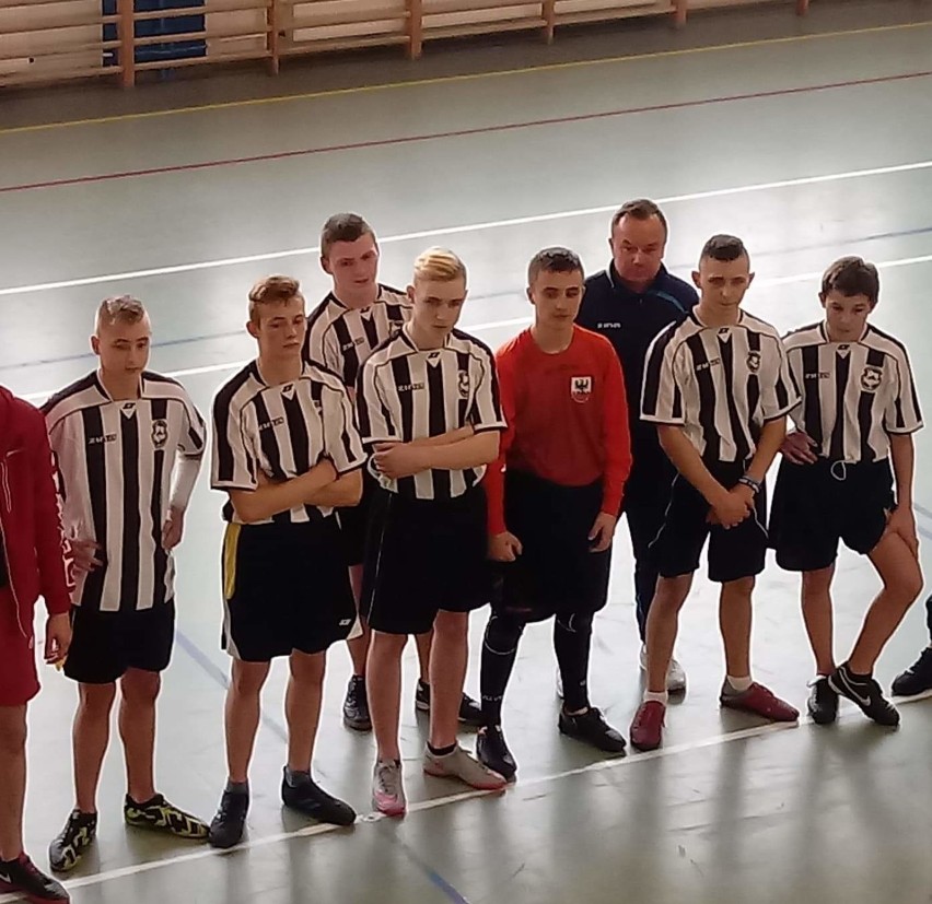 Piłka nożna. Sukces drużyny MOW Malbork w ogólnopolskim turnieju w Debrznie