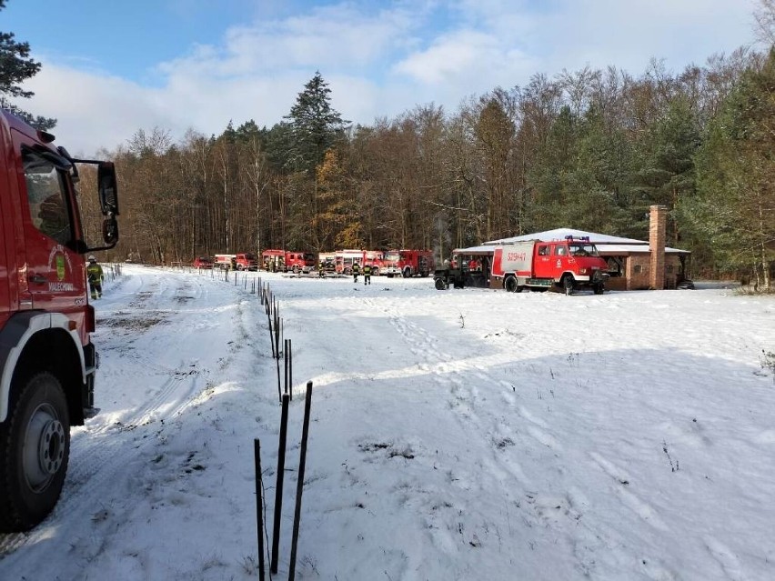 Ćwiczenia jednostek OSP z powiatu sławieńskiego. Gotowi na zimę [zdjęcia]