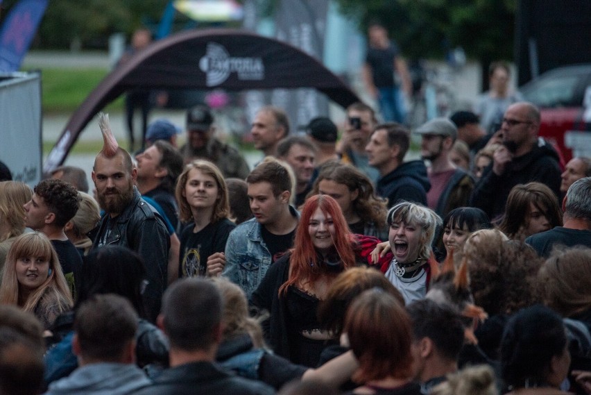 Tłumy fanów na koncercie KSU w Pruszczu Gdańskim