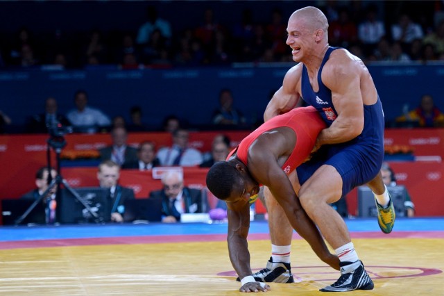 Damian Janikowski (kat. 84 kg), brązowy medalista olimpijski z Londynu w zapasach klasycznych, z mistrzostw Europy wraca bez medalu