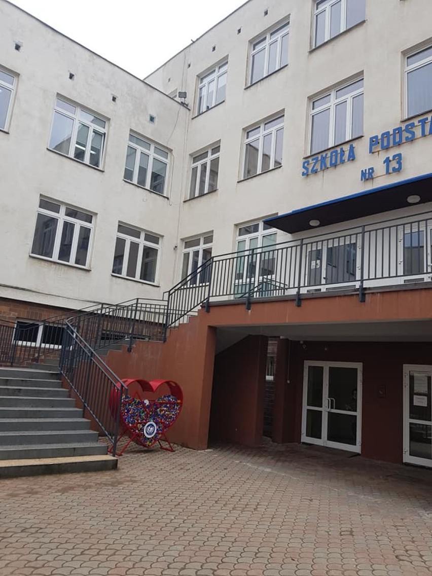 Akcja "serce dla serca" w Szkole Podstawowej nr 13 w Bełchatowie