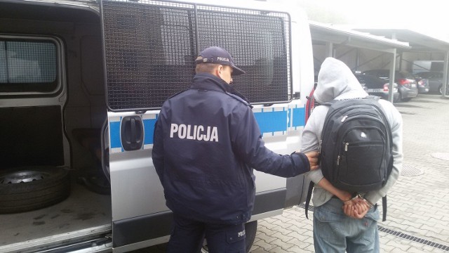 Podejrzanych o to, że skradli motorower i rowery w Rawie Mazowieckiej, zatrzymali rawscy policjanci. Są nimi dwaj mieszkańcy miasta w wieku 25 i 29 lat.
