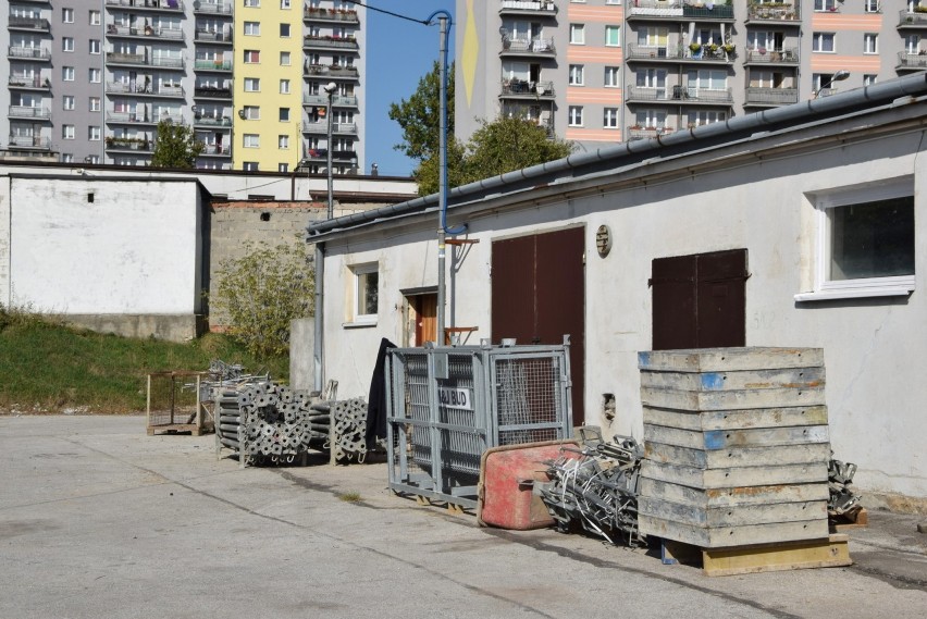 Piekielne odgłosy zatruwają życie miekszańcom ulicy Lecha w Kielcach 