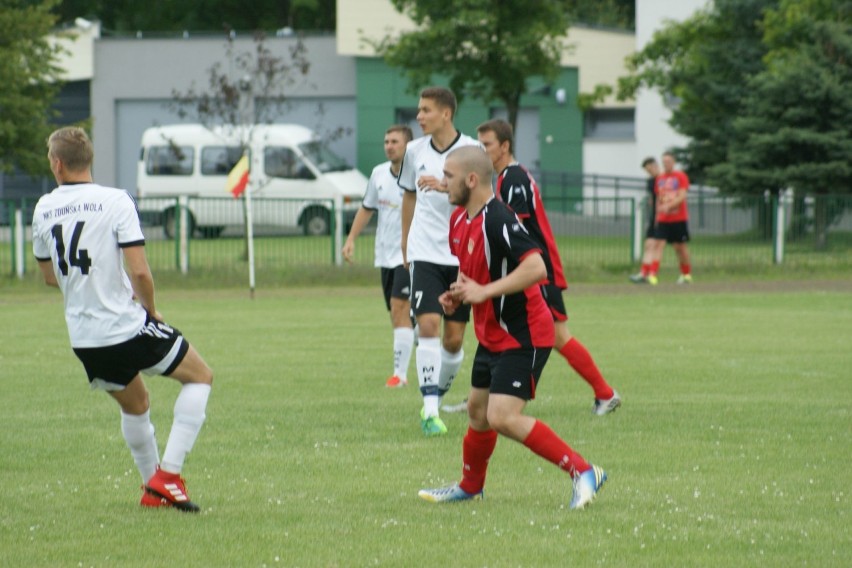 Zduńskowolscy piłkarze w czołówce ligi okręgowej