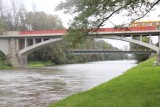 Opady deszczu w Małopolsce: przybywa wody w rzekach